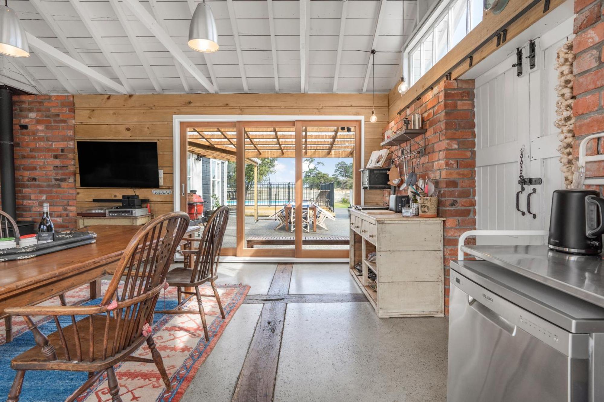 Villa The Longwood Barn Featherston Exterior foto